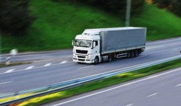 内鬼爆料新卡车视频,全新卡车视频大揭秘！